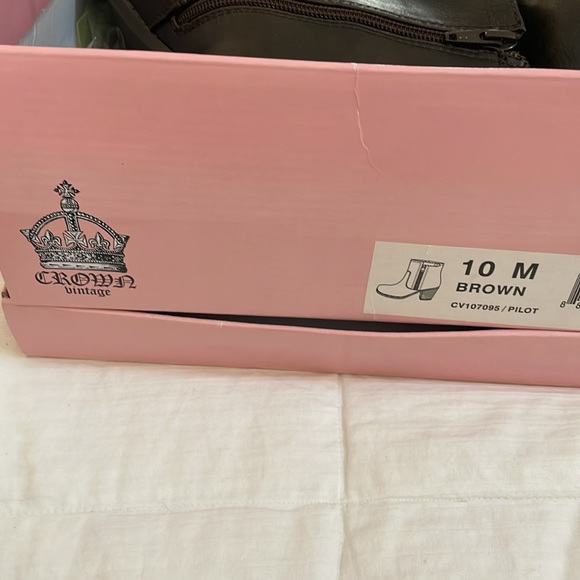 Ladies Crown vintage Booties - Picture 4 of 4